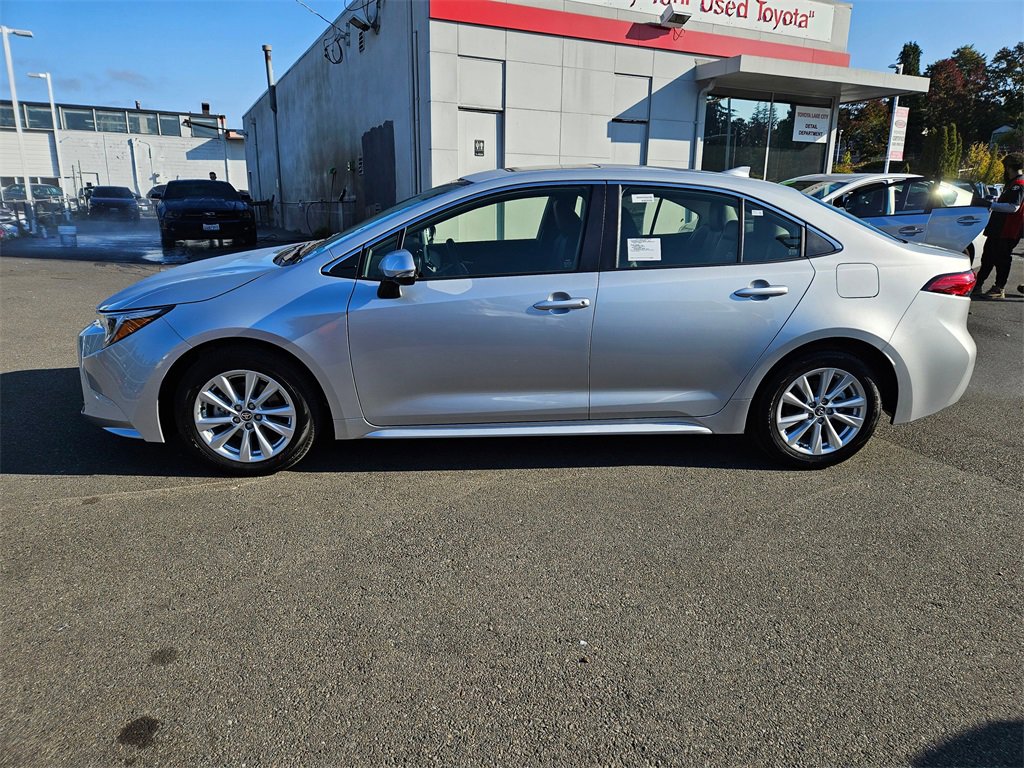 New 2026 Toyota Corolla XLE image 6