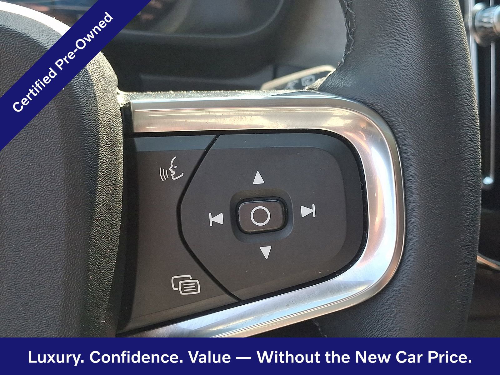Used 2023 Volvo XC40 B5 Plus w/ Driver Assist Package AWD/4WD image 23