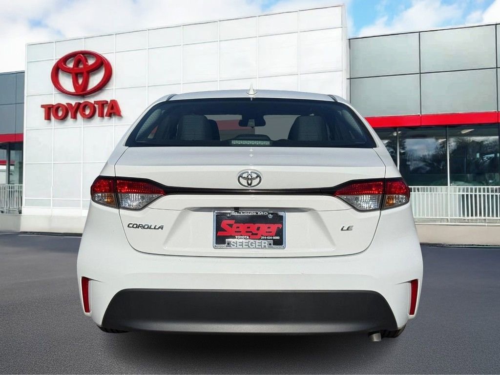 Certified 2023 Toyota Corolla LE image 5