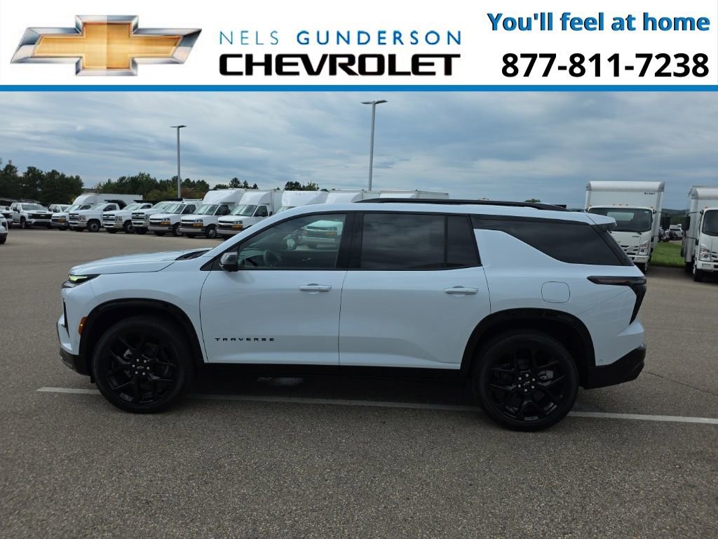 New 2026 Chevrolet Traverse RS w/ LPO, Floor Liner Package image 4