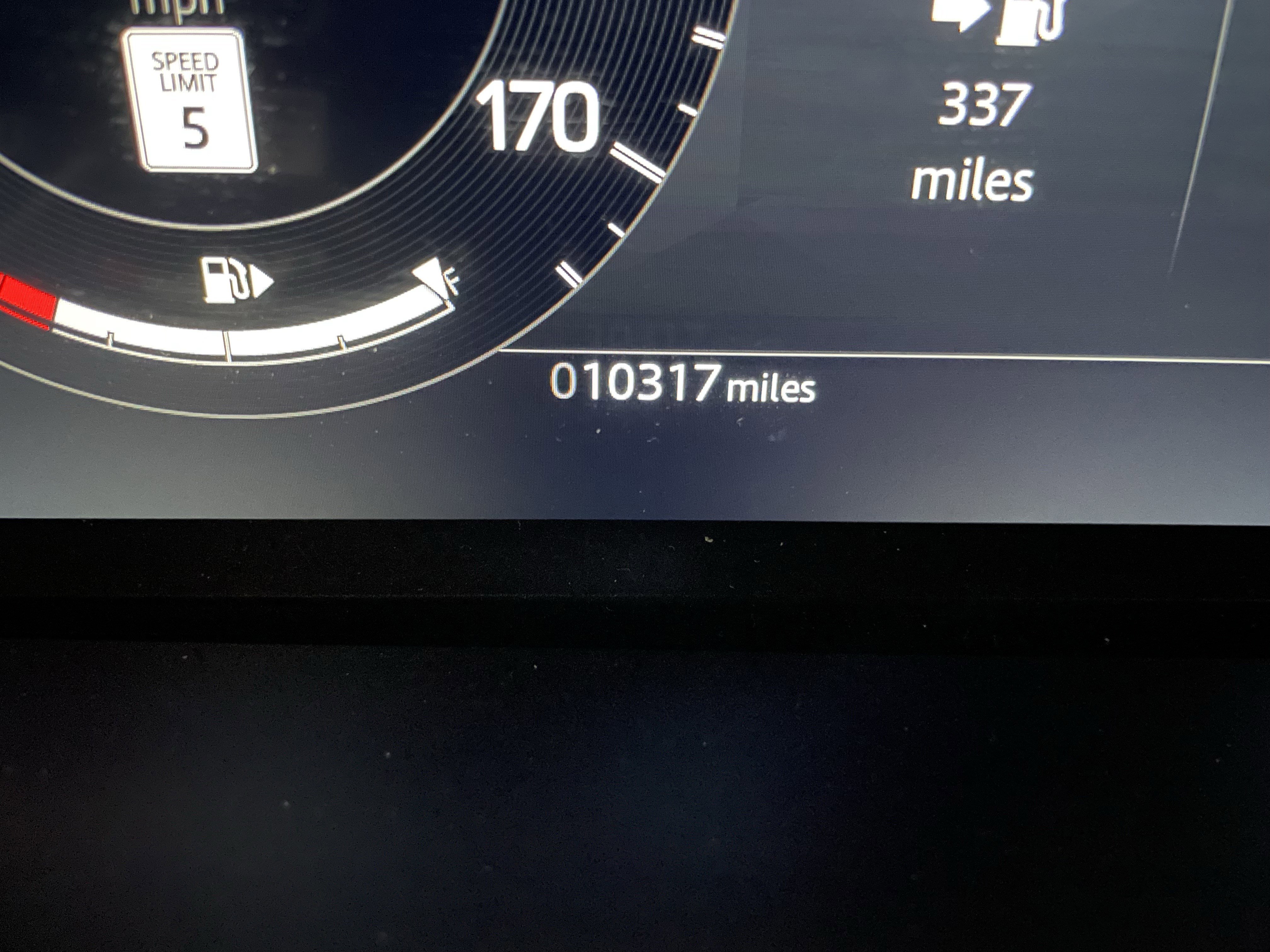 Certified 2024 Land Rover Discovery Sport S image 25