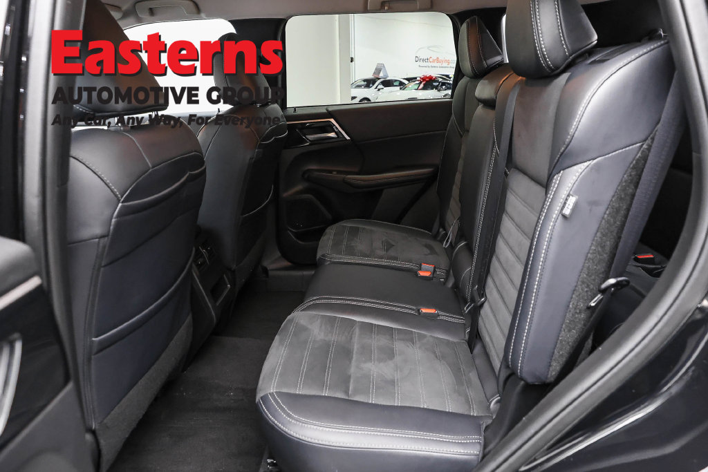 Used 2024 Mitsubishi Outlander SE FWD image 23