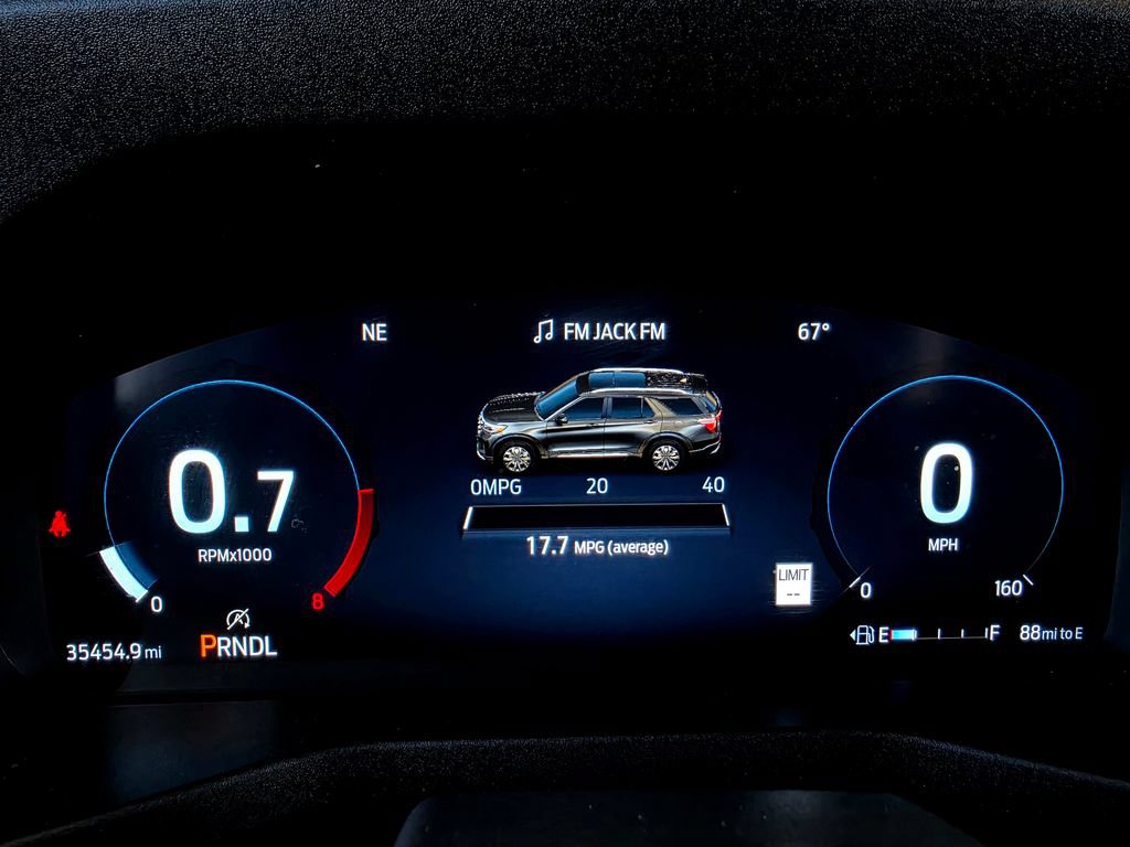 Used 2025 Ford Explorer ST-Line AWD/4WD image 33