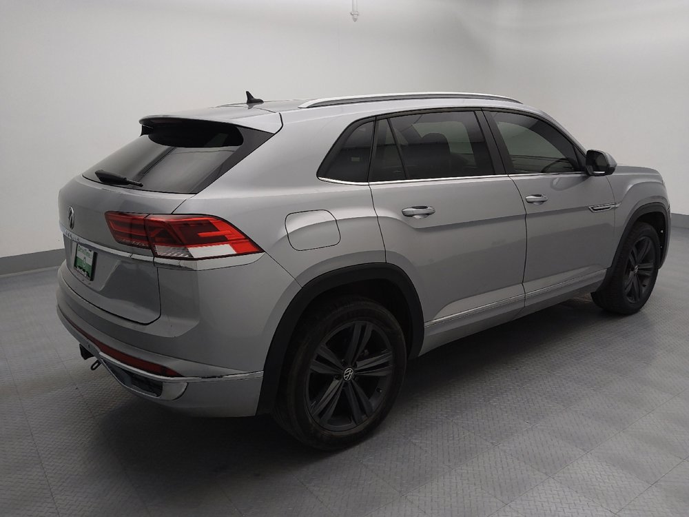 Used 2020 Volkswagen Atlas Cross Sport SE w/ Panoramic Sunroof Package FWD image 10