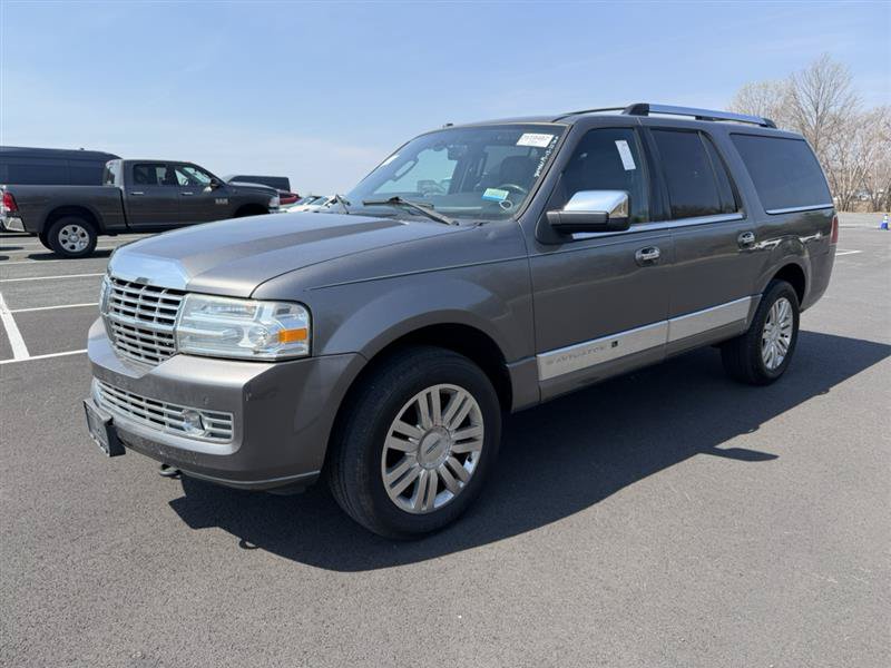 Used 2013 Lincoln Navigator L 4WD w/ HD Trailer Tow Pkg image 20