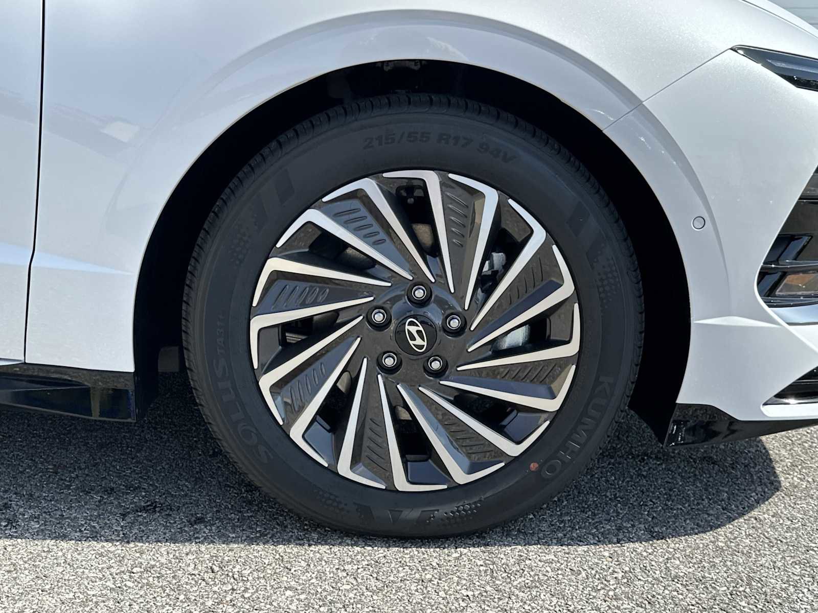 New 2026 Hyundai Sonata Limited image 7