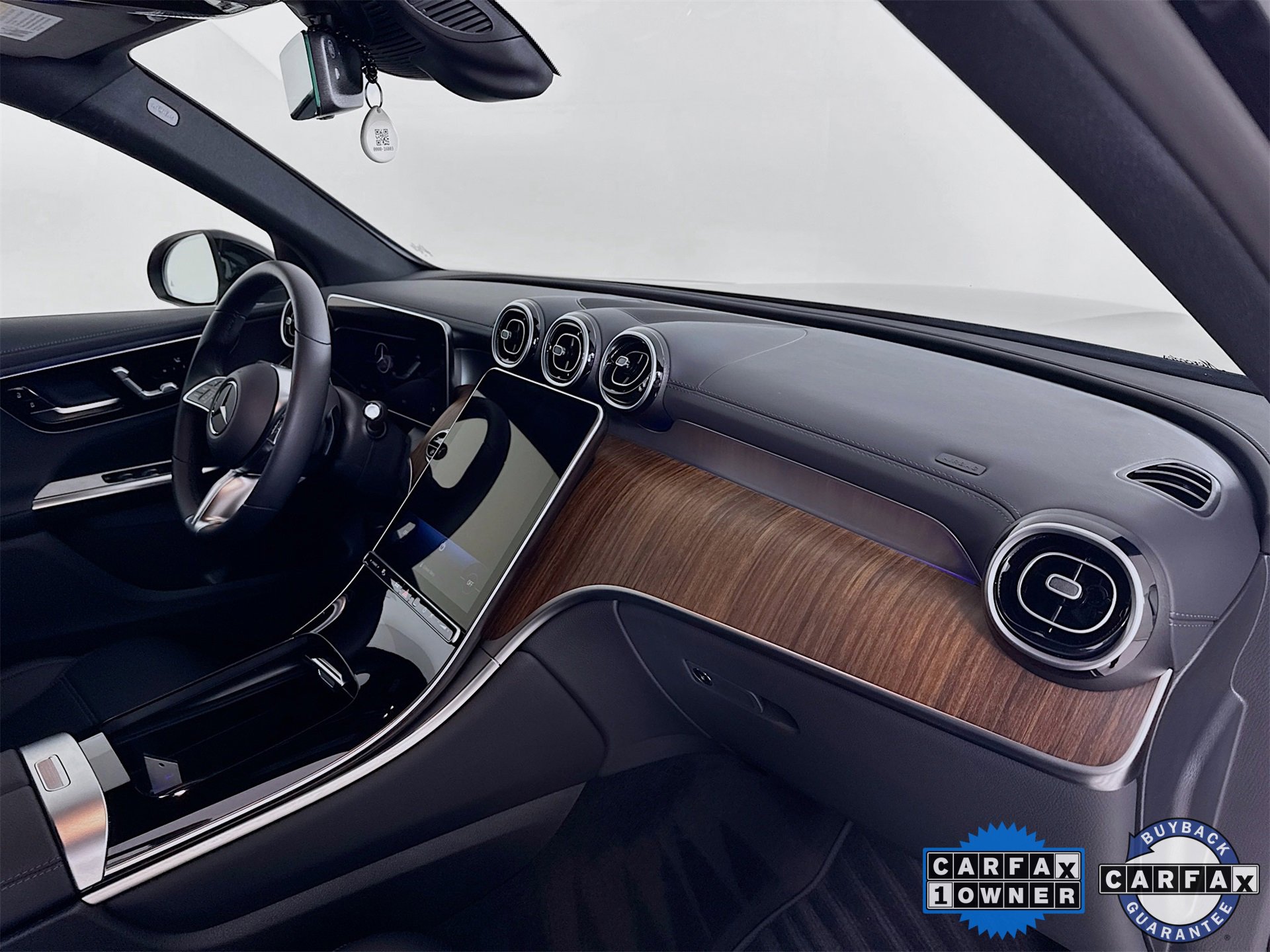 Certified 2024 Mercedes-Benz GLC 300 4MATIC image 30