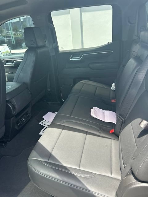 Certified 2026 GMC Sierra 1500 SLT AWD/4WD image 8