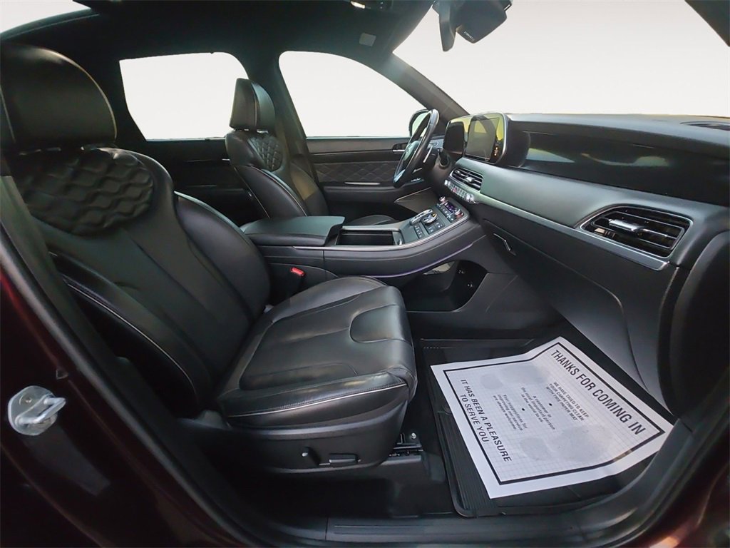 Used 2022 Hyundai Palisade Calligraphy w/ Winter Package image 15