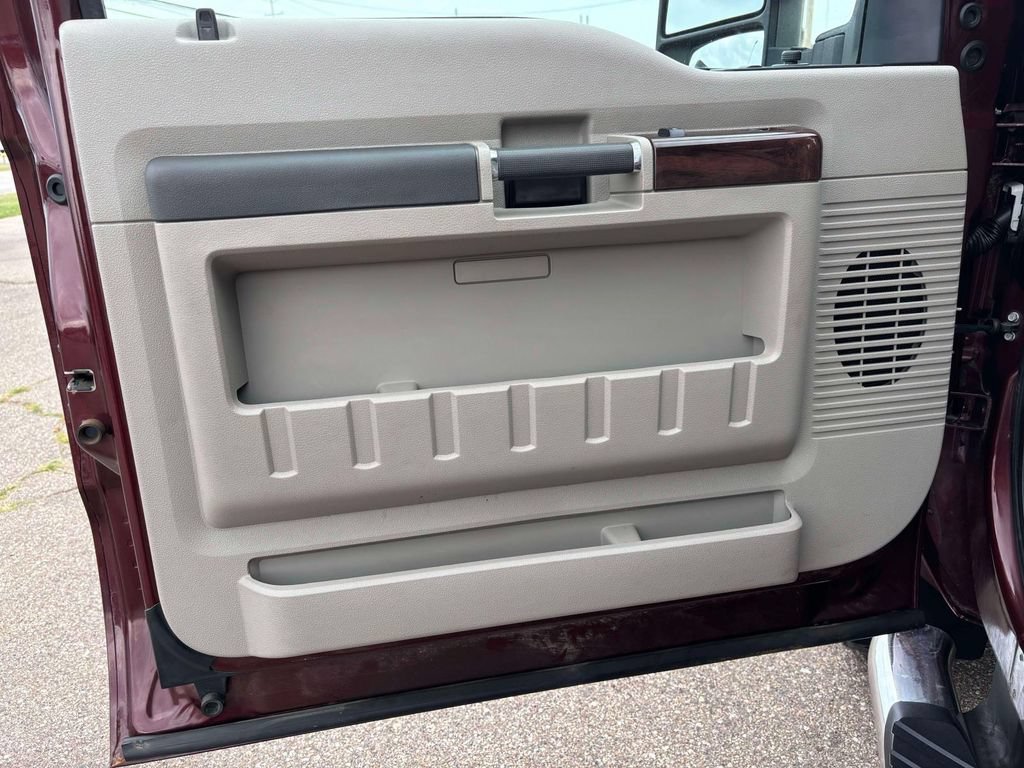 Used 2010 Ford F350 XLT AWD/4WD image 6