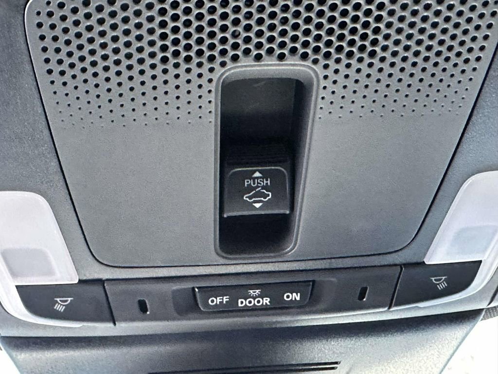 Certified 2025 Honda Civic Sport image 36