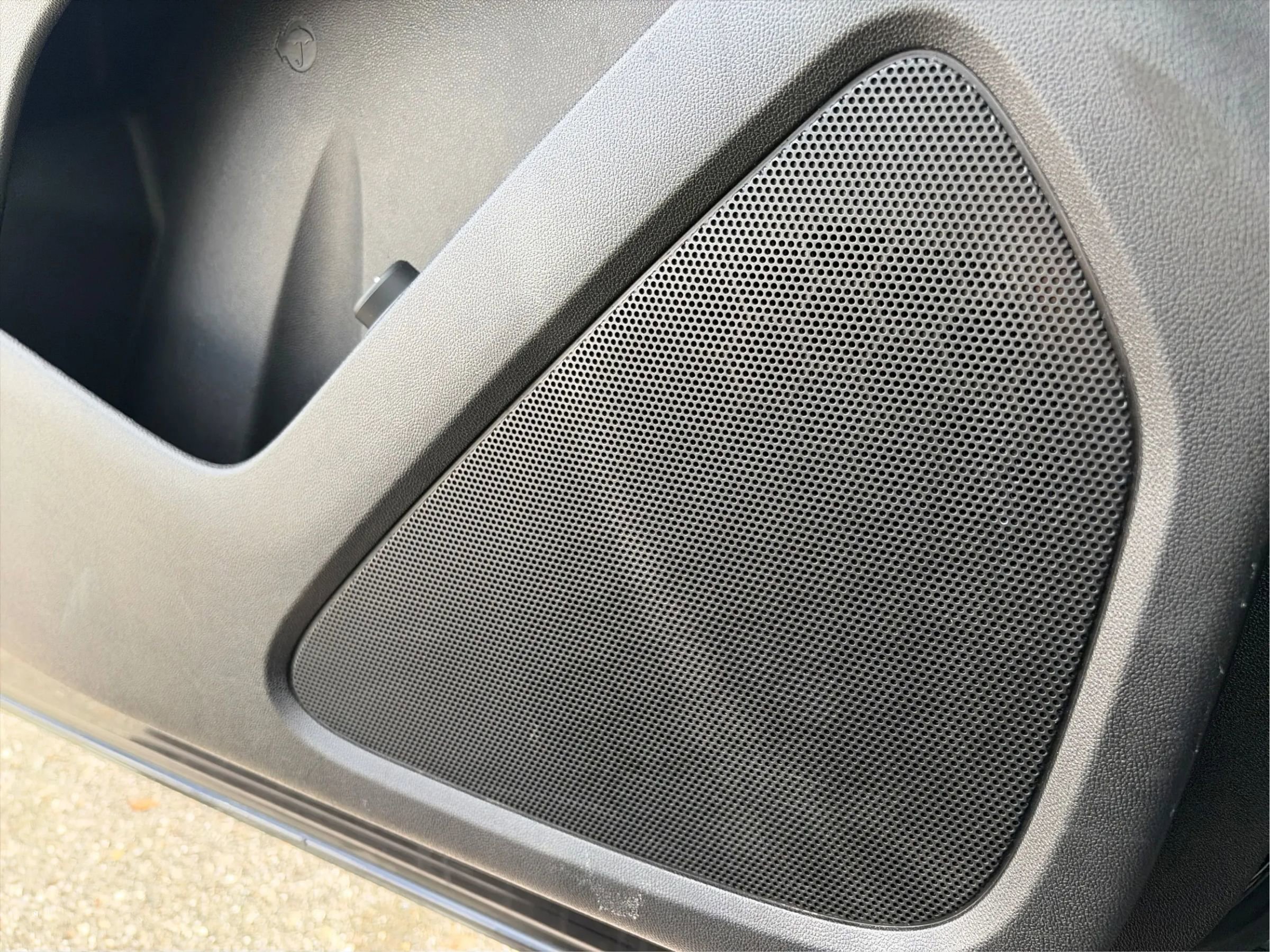 Used 2023 Chevrolet Equinox LT image 34