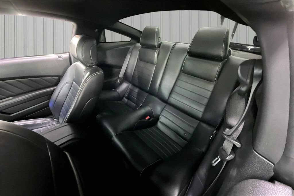Used 2014 Ford Mustang GT Premium w/ Comfort Package RWD image 21