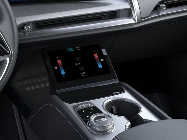 New 2027 Cadillac Vistiq Platinum w/ LPO, Floor Liner Package AWD/4WD image 23