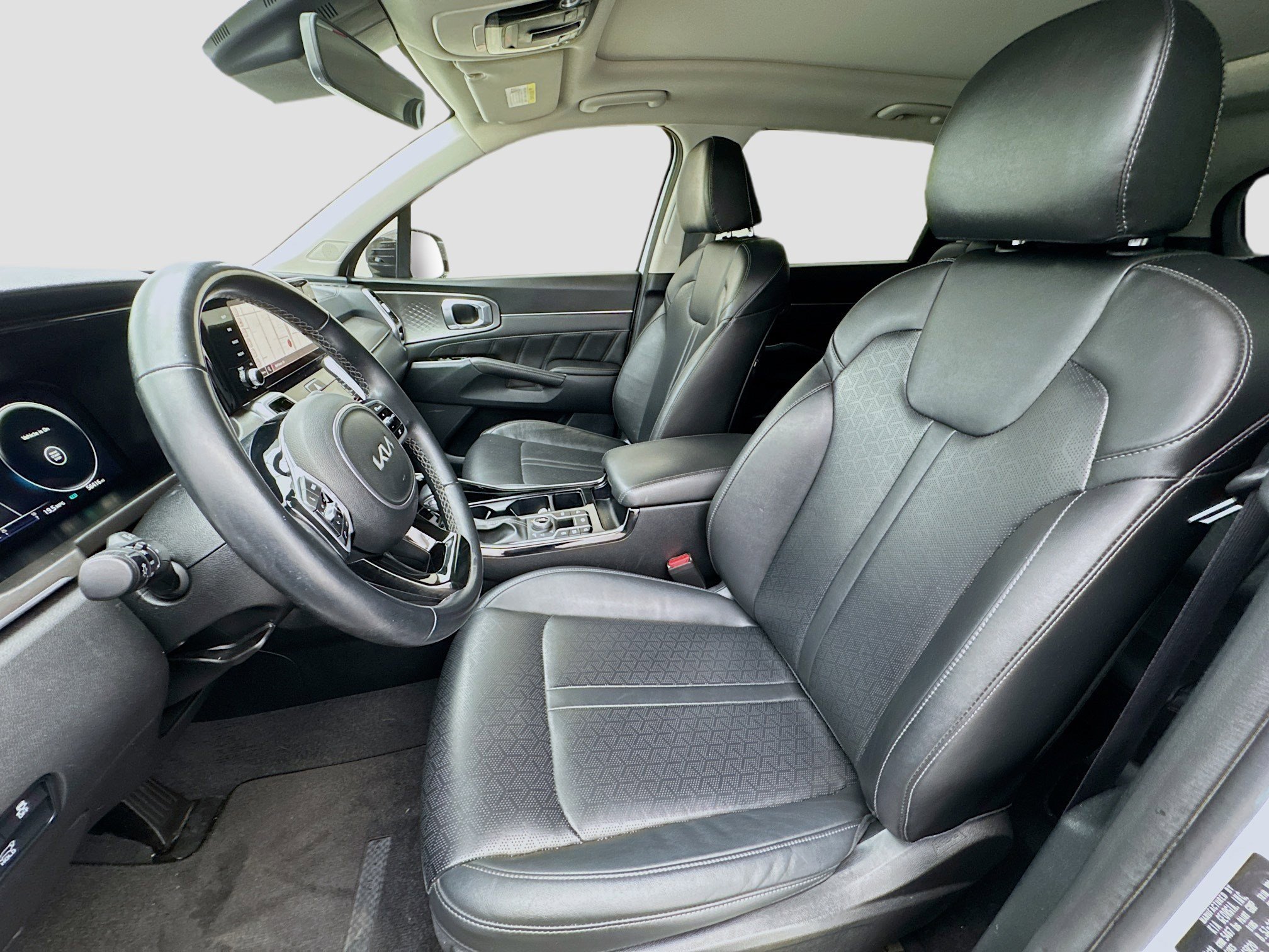 Used 2023 Kia Sorento SX image 13