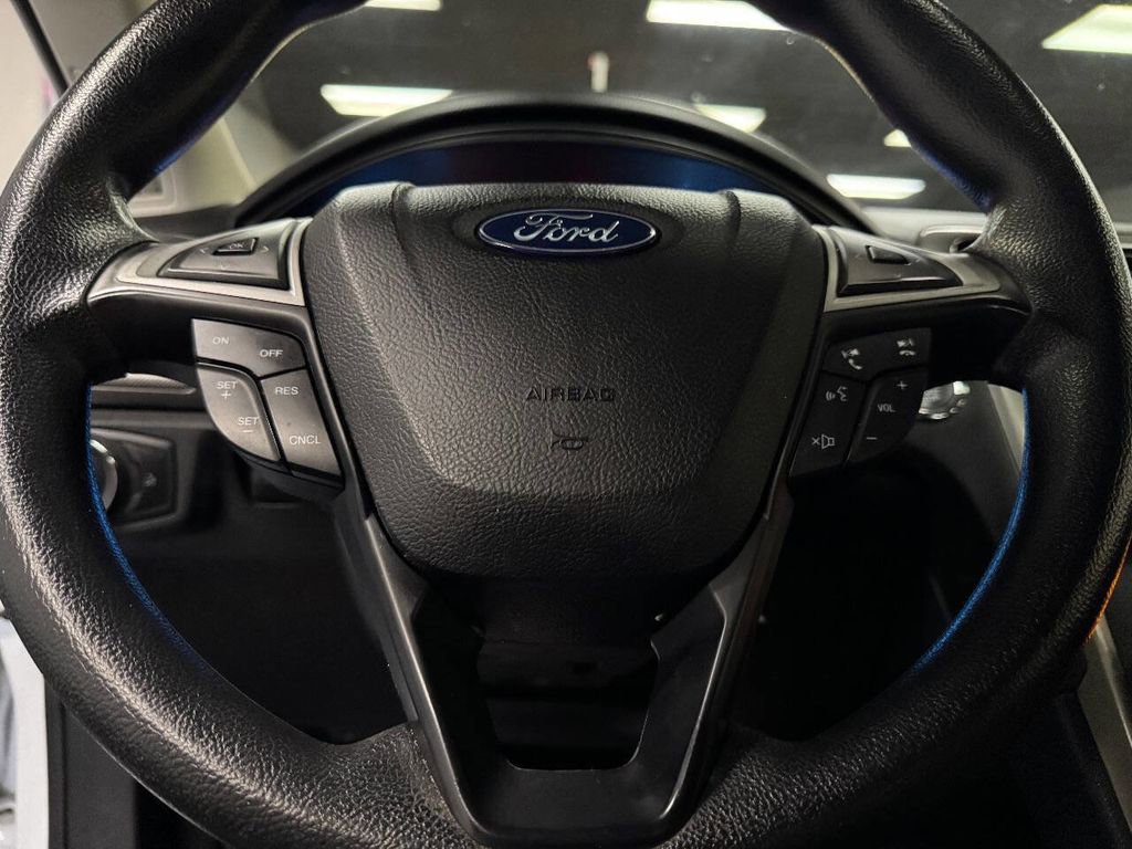 Used 2019 Ford Fusion S image 23