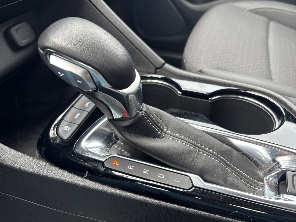 Used 2024 Buick Encore GX Preferred image 29