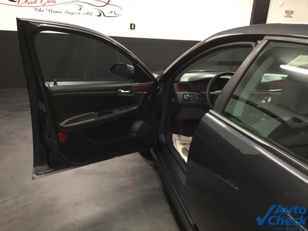 Used 2010 Chevrolet Impala LS image 18