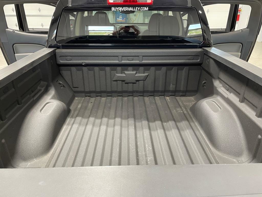 Used 2020 Chevrolet Colorado W/T w/ WT Convenience Package AWD/4WD image 17