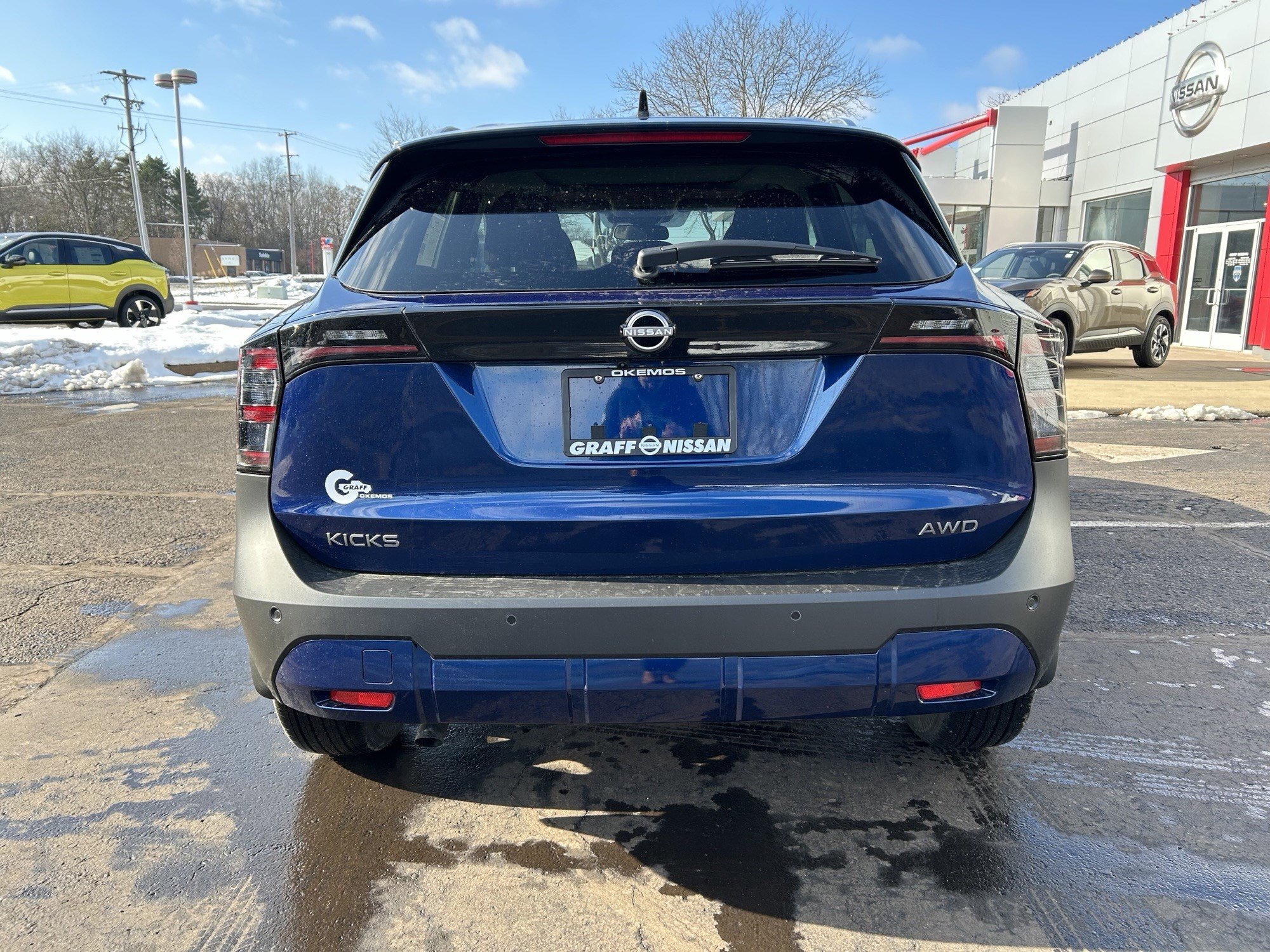 New 2026 Nissan Kicks SV w/ SV Premium Package image 6