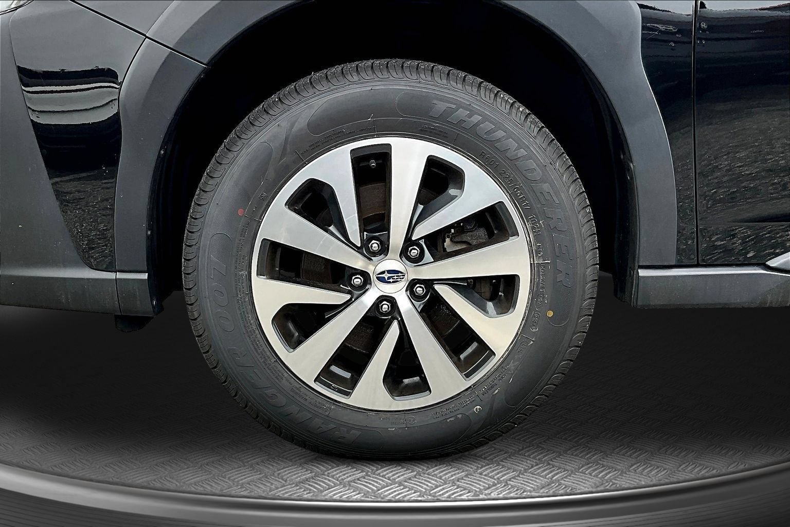 Used 2024 Subaru Outback Premium AWD/4WD image 34