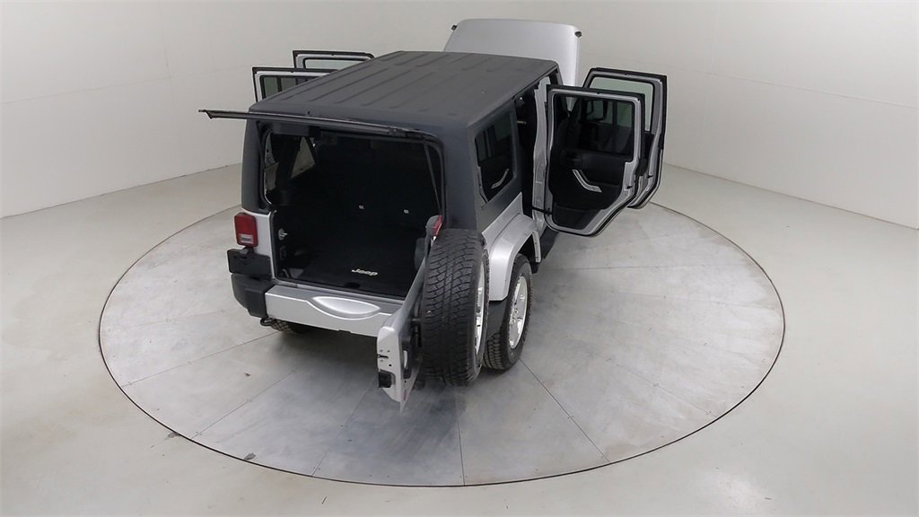 Used 2012 Jeep Wrangler Unlimited Sahara w/ Dual Top Group image 46