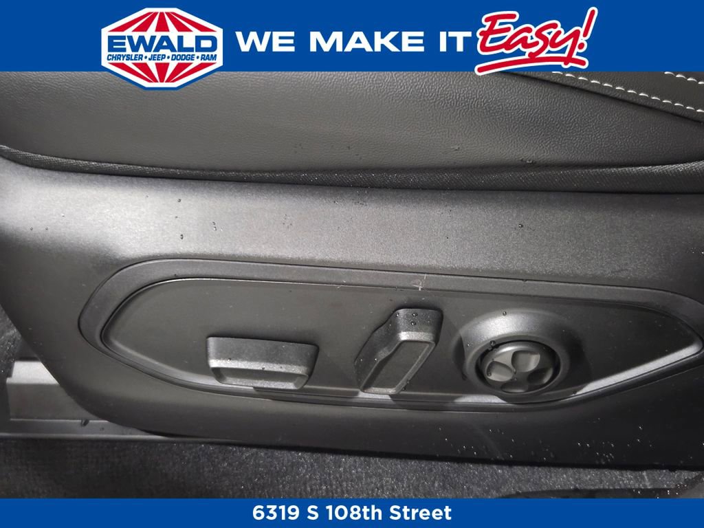 New 2025 Jeep Grand Cherokee Limited image 28