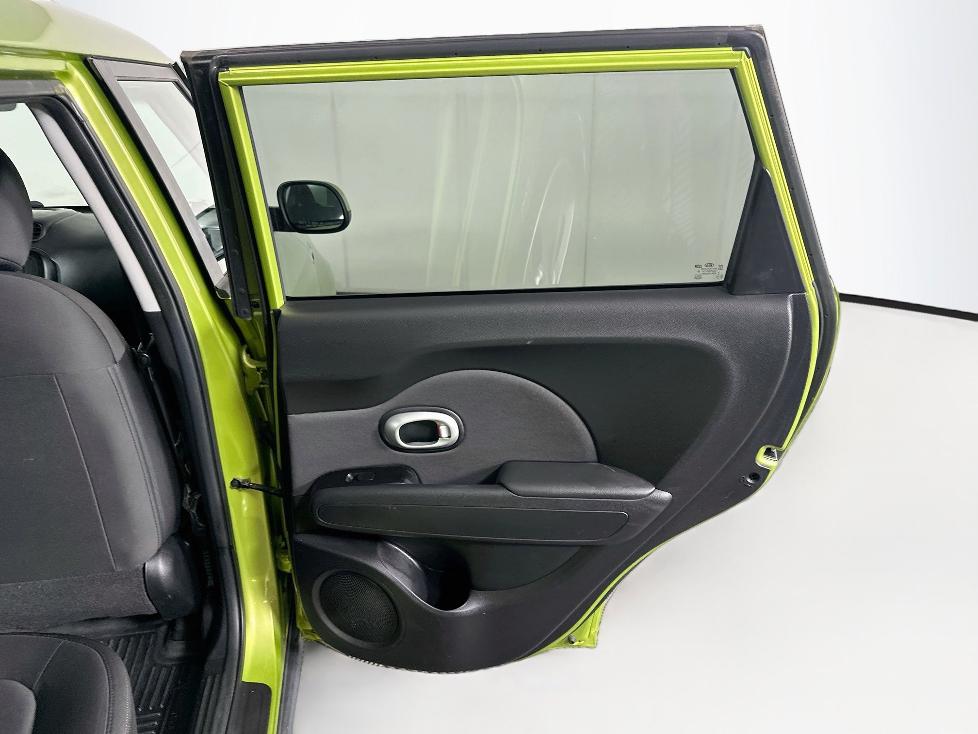 Used 2016 Kia Soul FWD image 26