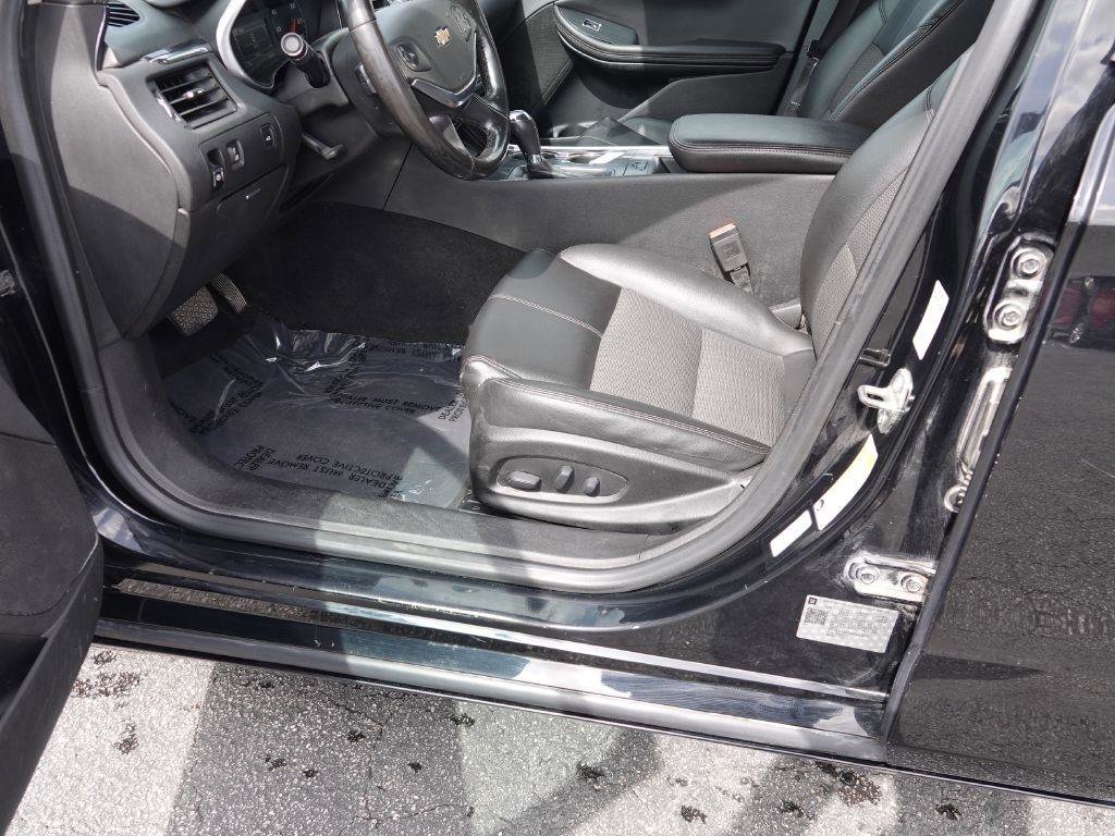 Used 2019 Chevrolet Impala LT image 12