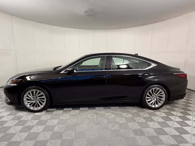 Used 2019 Lexus ES 350 w/ Accessory Package FWD image 3