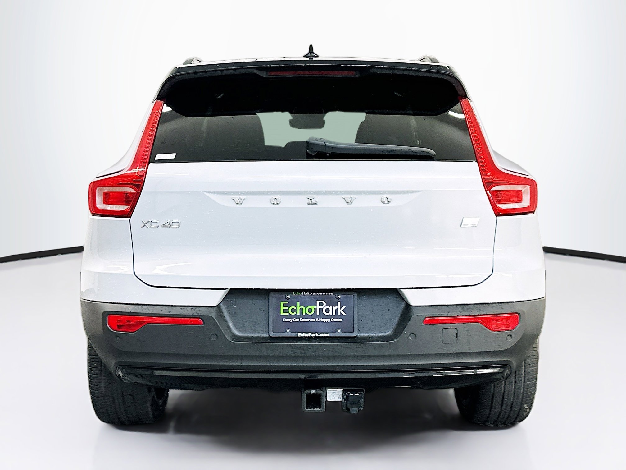 Used 2021 Volvo XC40 P8 Recharge image 7