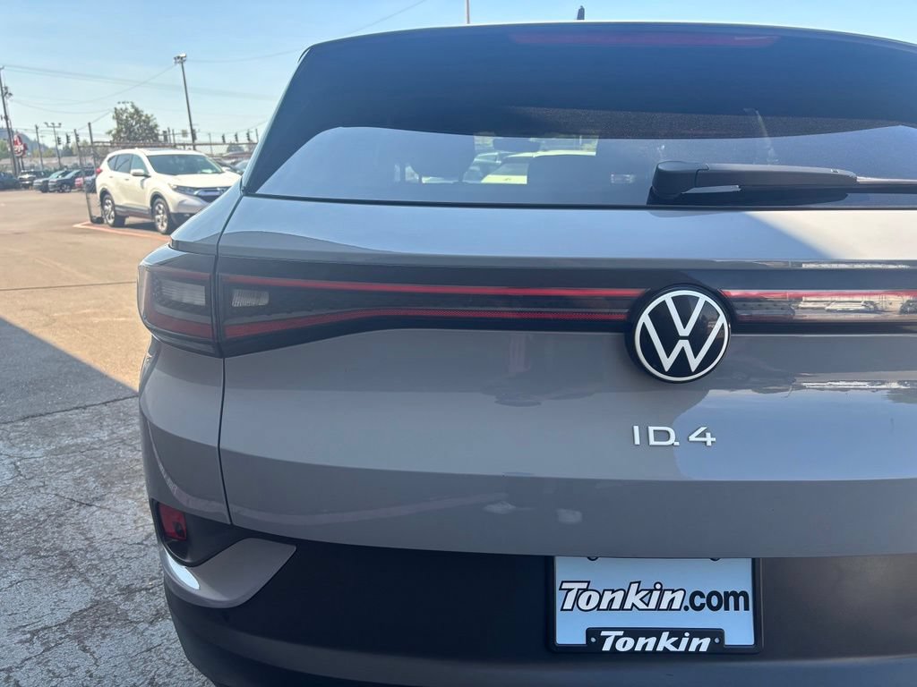 Used 2022 Volkswagen ID.4 Pro AWD/4WD image 8
