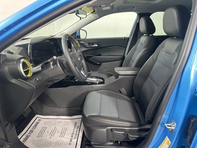 New 2026 Chevrolet Trax LT w/ Sunroof Package image 22