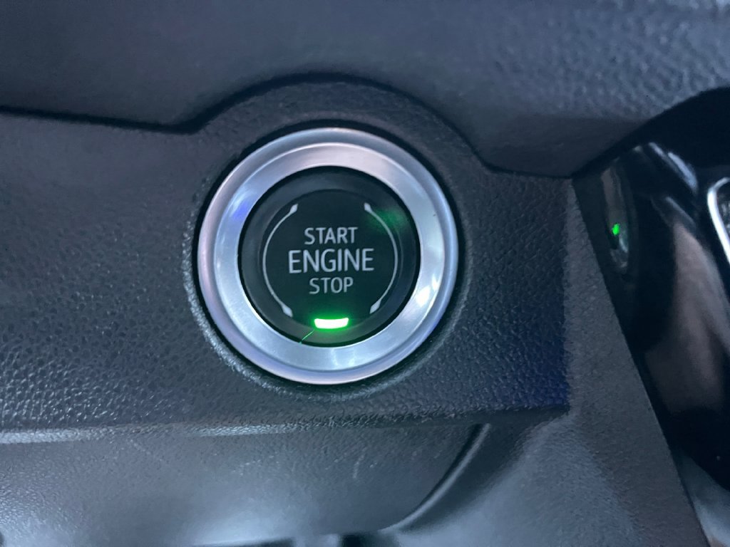 Certified 2025 Chevrolet Traverse LT AWD/4WD image 39