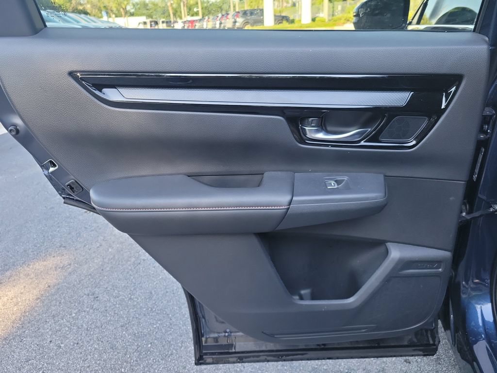 Certified 2025 Honda CR-V Sport Touring image 13