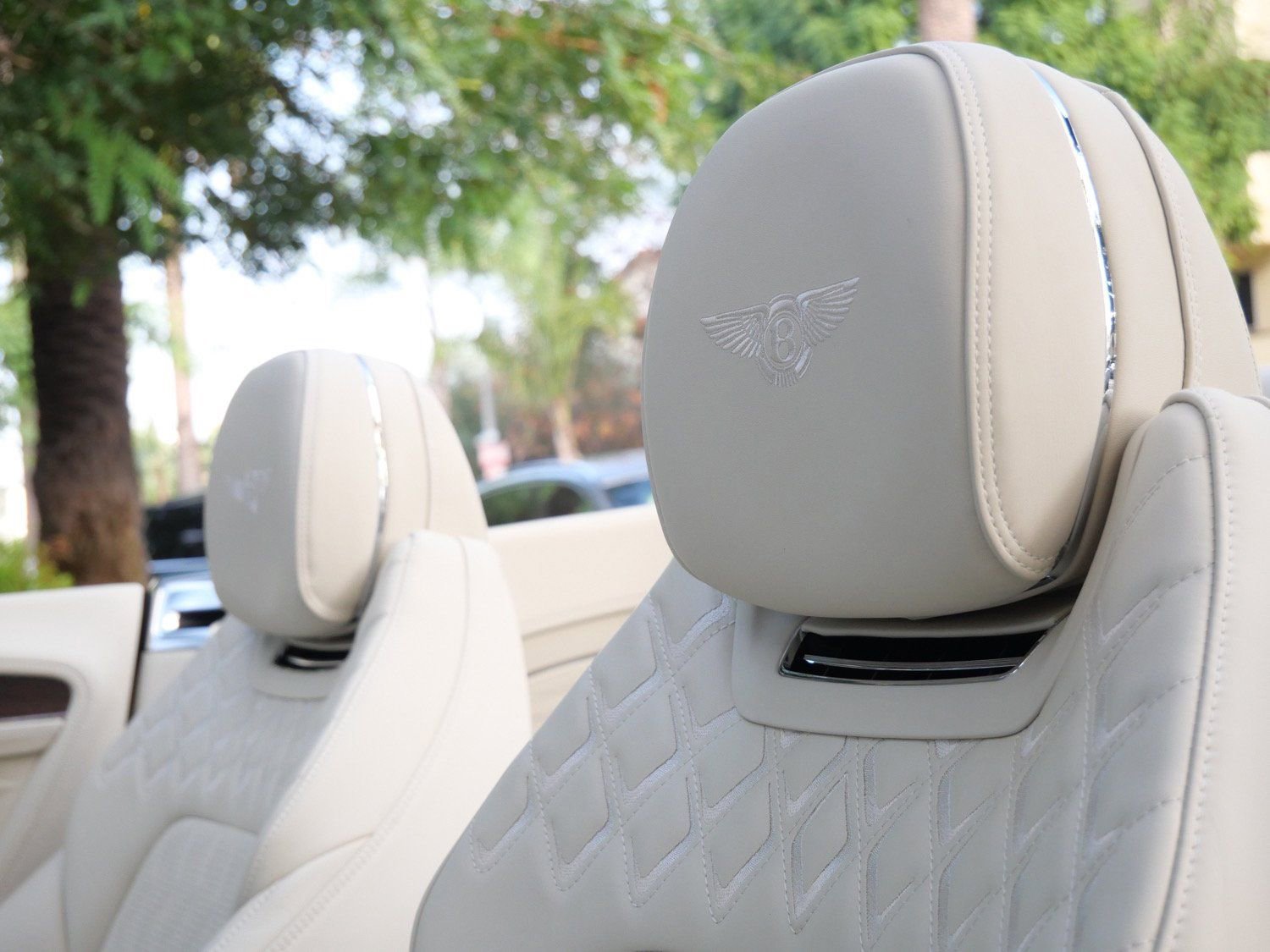 New 2026 Bentley Continental GTC AWD/4WD image 17