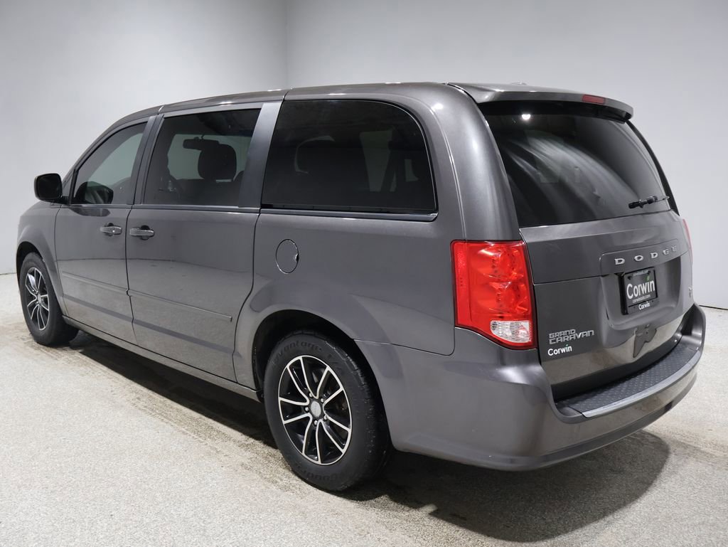 Used 2017 Dodge Grand Caravan GT image 4
