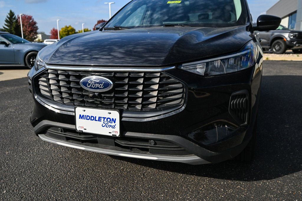 Used 2023 Ford Escape Active w/ Tech Pack #2 image 11