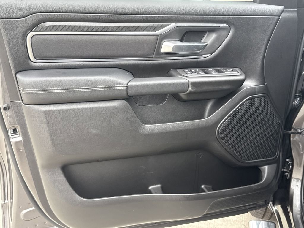 New 2026 RAM 1500 4x4 Crew Cab image 10