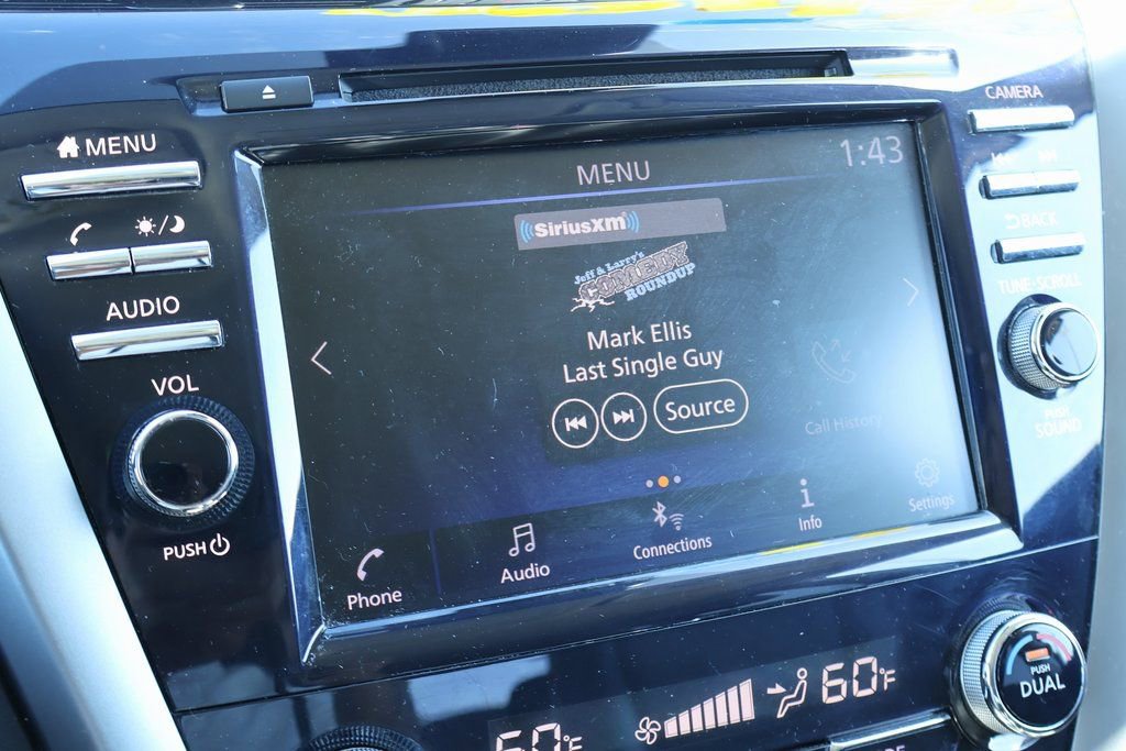 Used 2023 Nissan Murano SV image 3