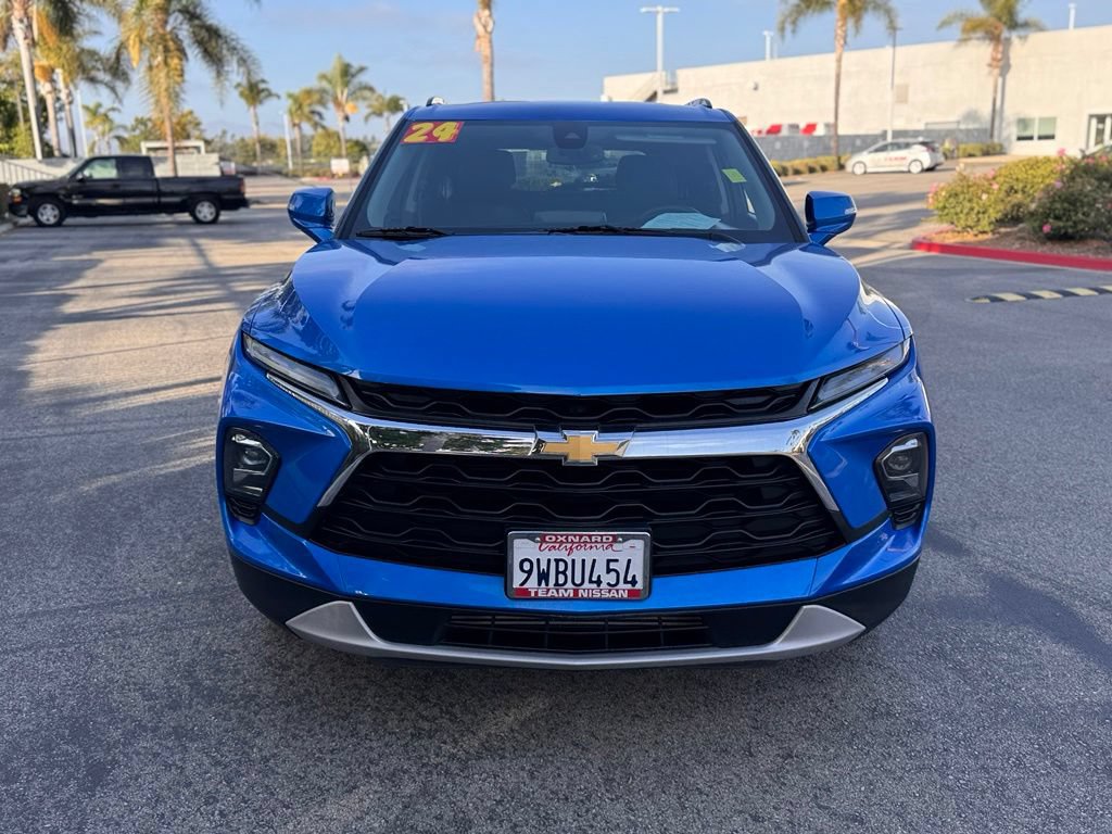 Used 2024 Chevrolet Blazer LT FWD image 3