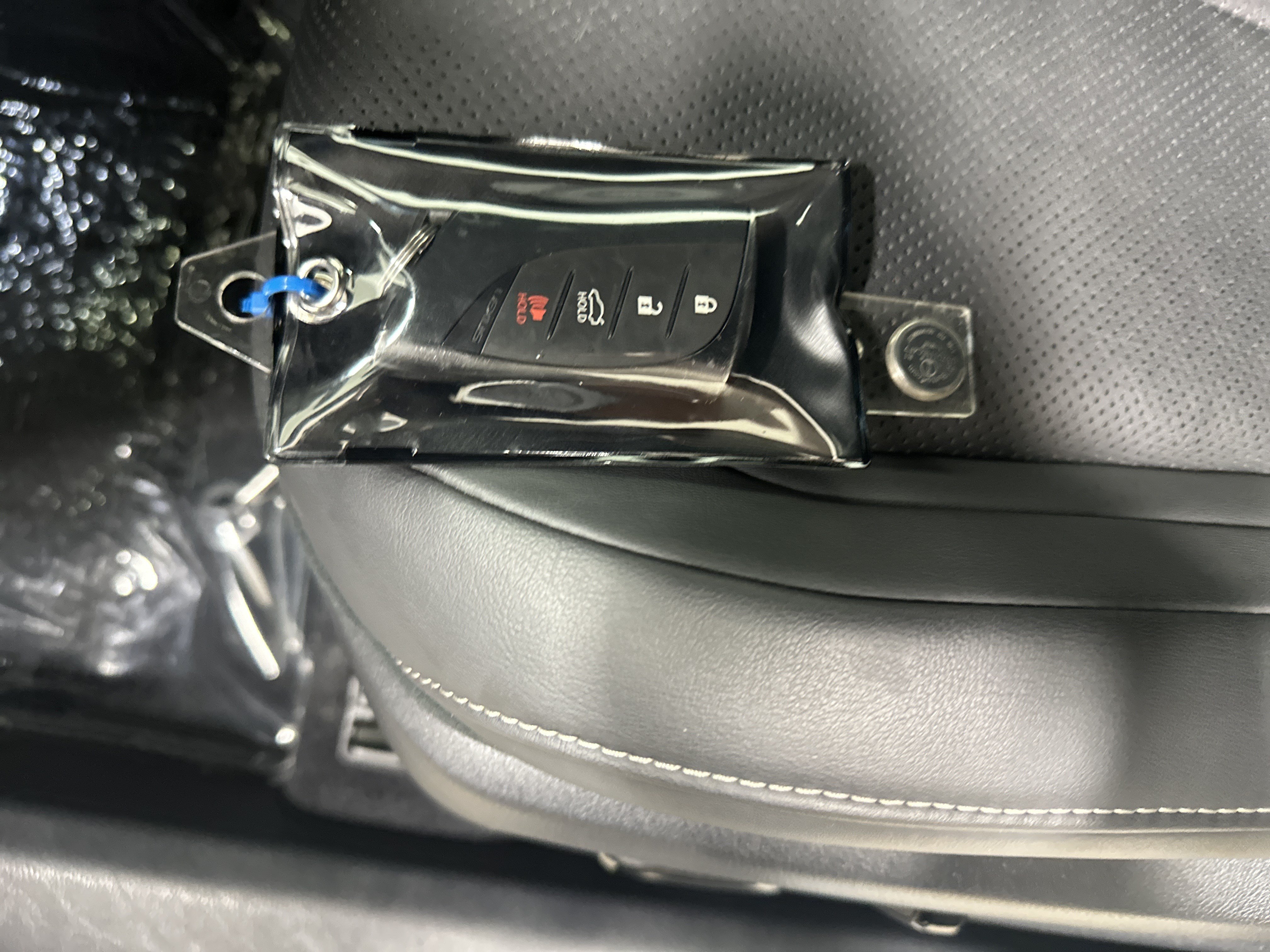 Certified 2022 Lexus ES 350 F Sport w/ Accessory Package FWD image 36