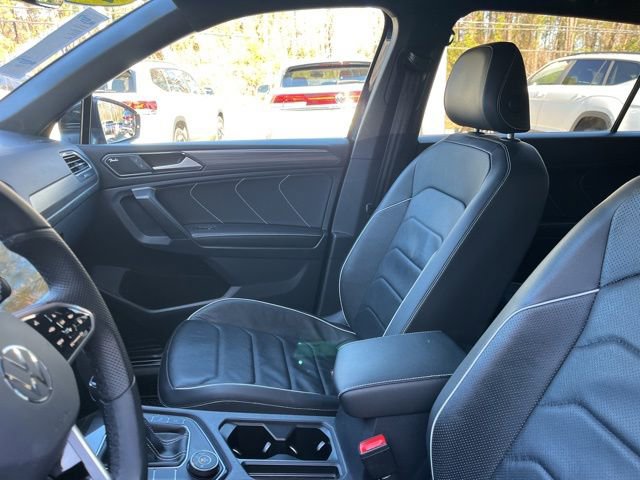 Used 2024 Volkswagen Tiguan SEL R-Line image 10