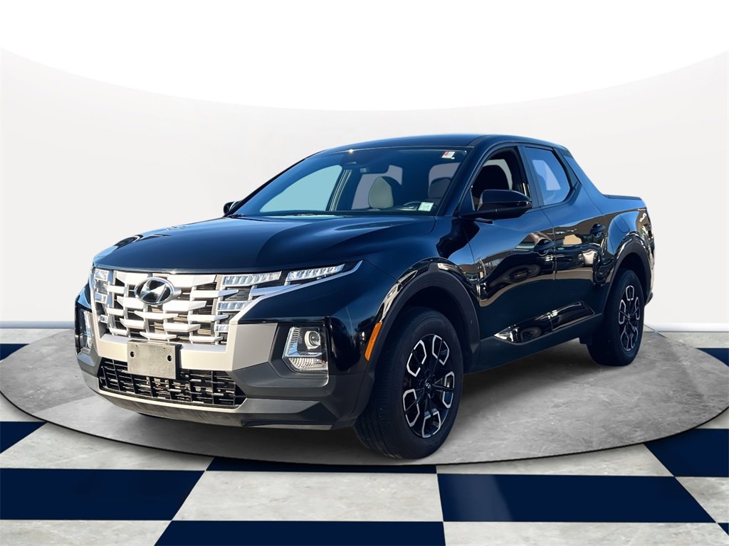 Certified 2023 Hyundai Santa Cruz SE image 2