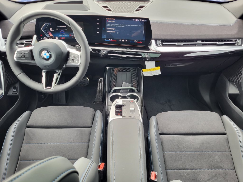 New 2026 BMW X2 xDrive28i w/ Technology Package AWD/4WD image 13