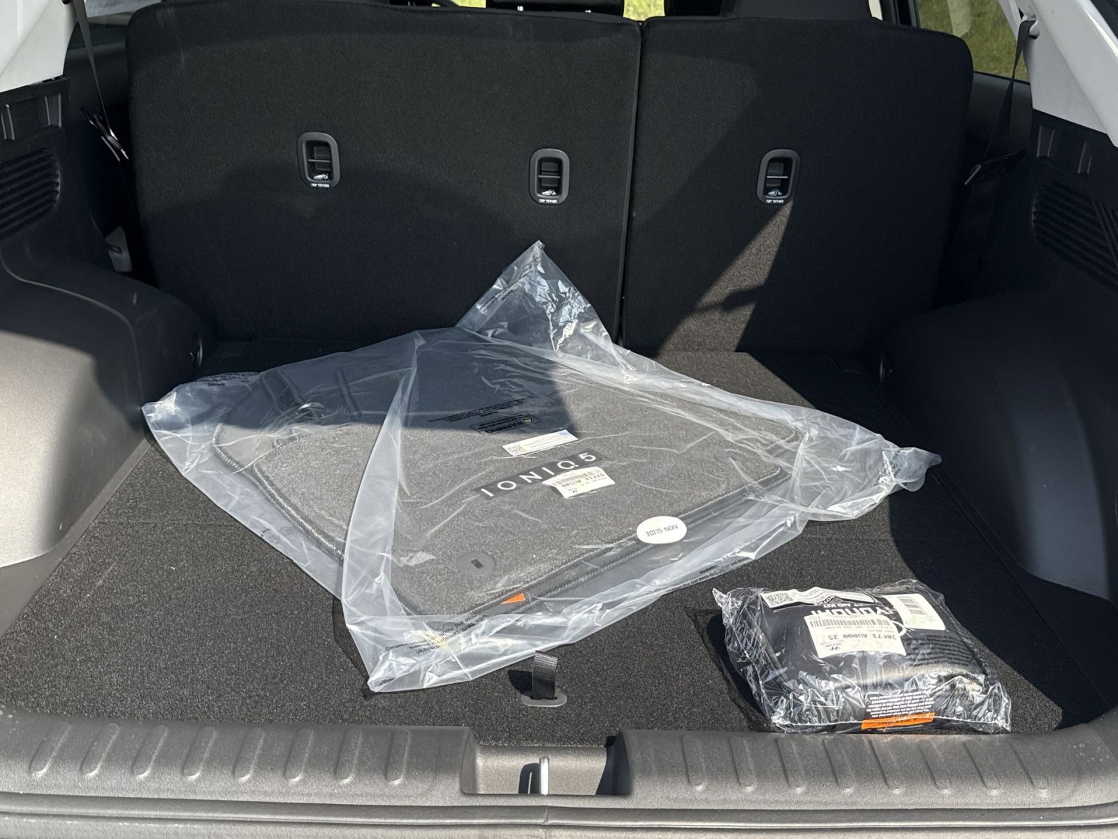 New 2025 Hyundai Ioniq 5 SE image 25