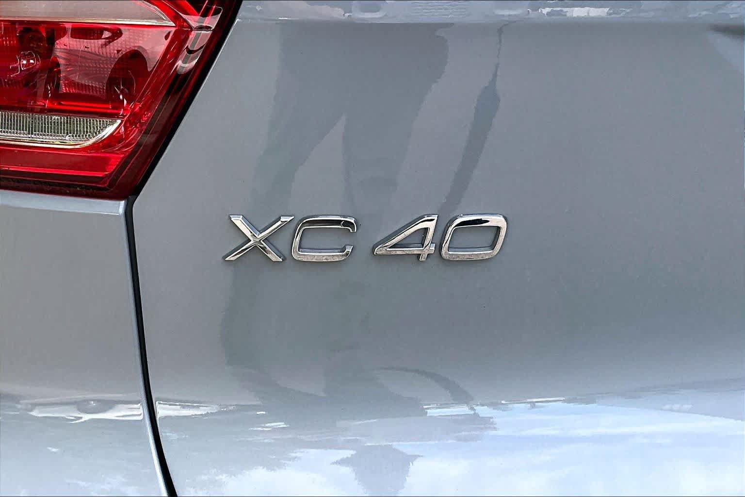 Used 2024 Volvo XC40 B5 Ultimate w/ Protection Package Premier AWD/4WD image 31