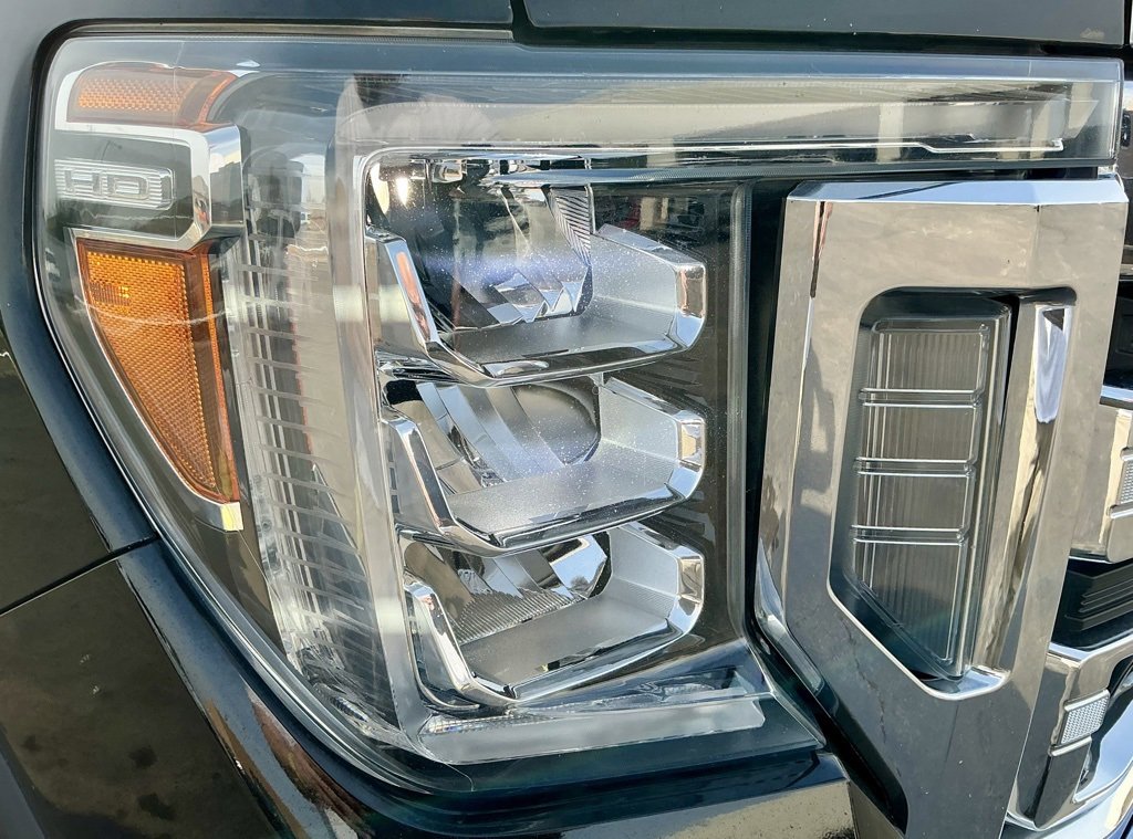 Used 2021 GMC Sierra 2500 SLT image 8