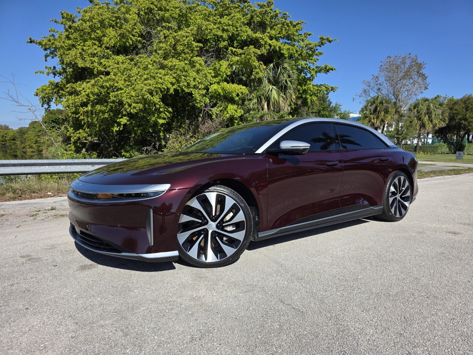 Used 2022 Lucid Air Grand Touring video 1