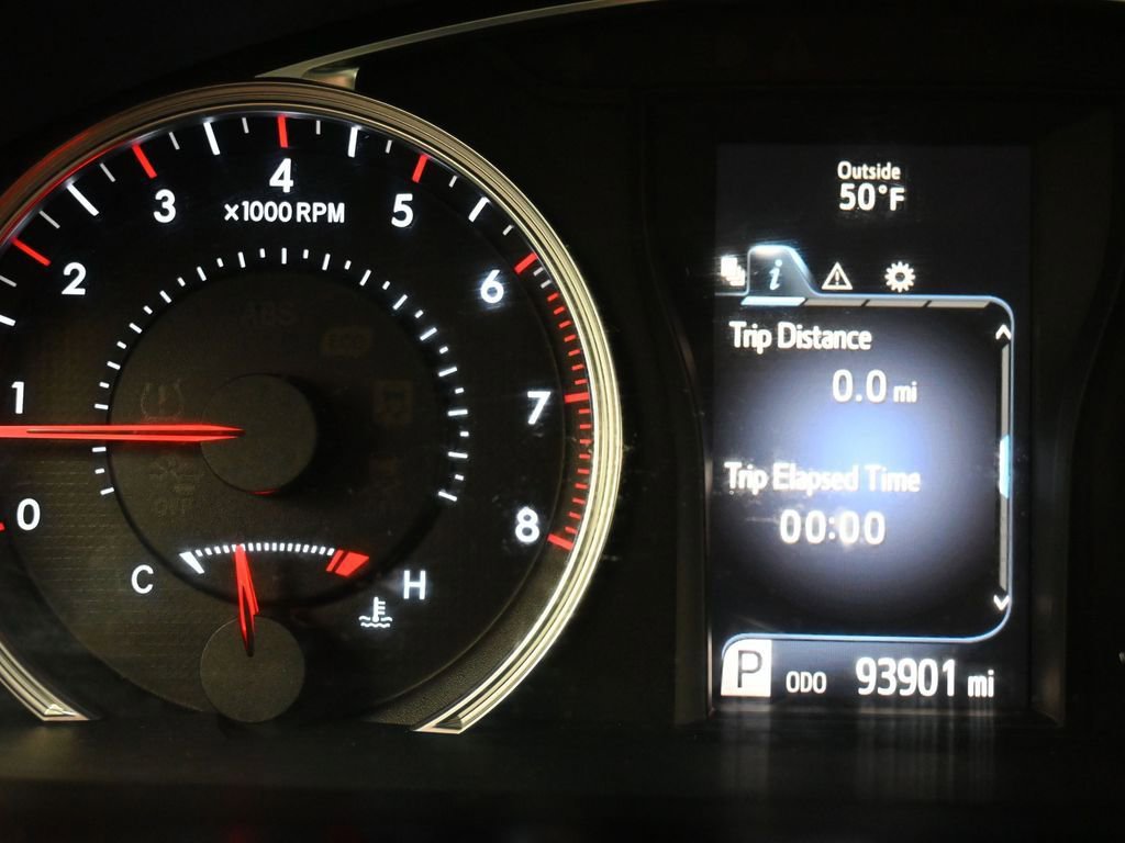 Used 2016 Toyota Camry SE image 16